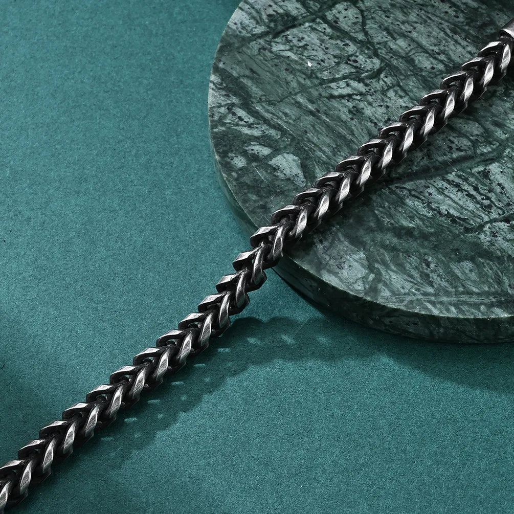 Pulseira Masculina em Aço Inoxidável Elegante e Robusta Estilo Urbano